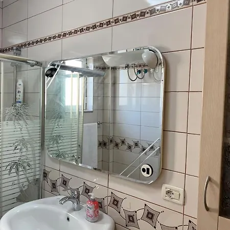 公寓 Library 地拉那